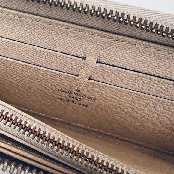 🔥LOUIS VUITTON Damier Azur Zippy Wallet - Picture 4 of 12